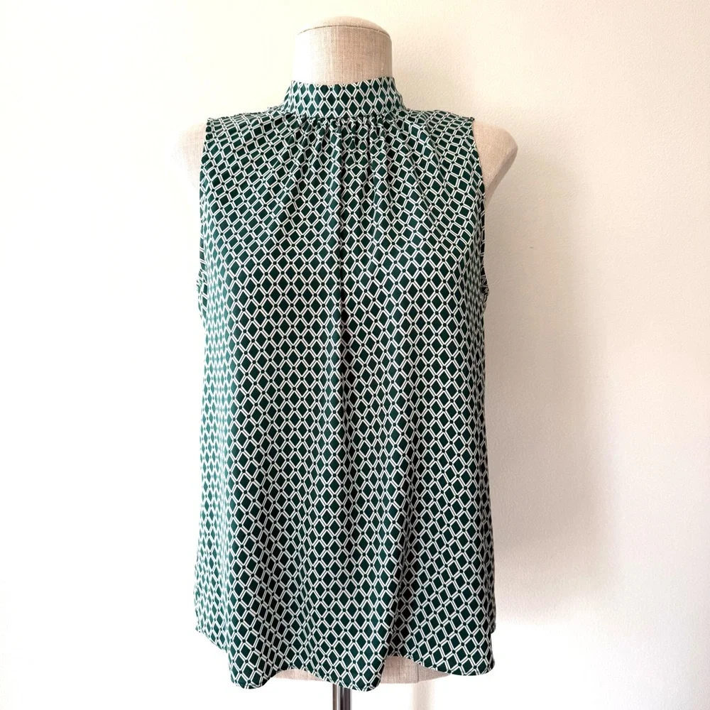 H&M Green and White Diamond Geometric Sleeveless Blouse Workwear Chic - Picture 2 of 11